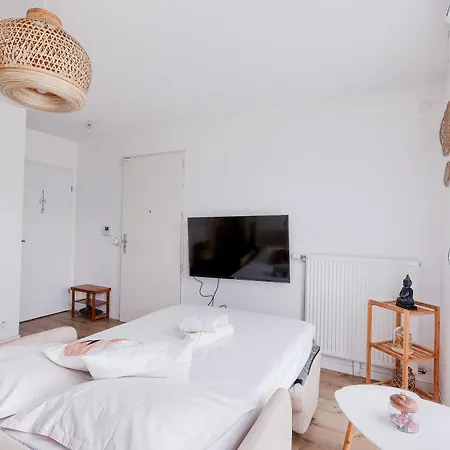 2 Pieces Avec Terrasse Proche Transport Epinay-sur-Seine