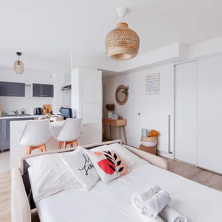 Apartment 2 Pieces Avec Terrasse Proche Transport Epinay-sur-Seine
