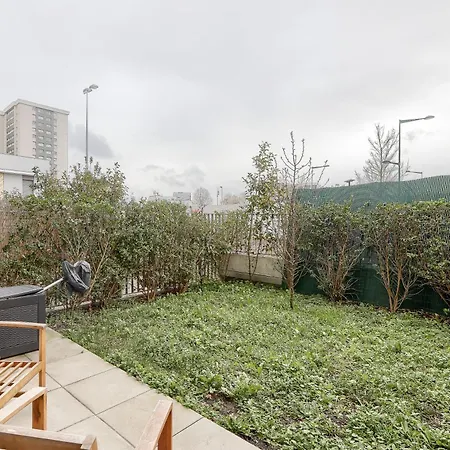 2 Pieces Avec Terrasse Proche Transport *